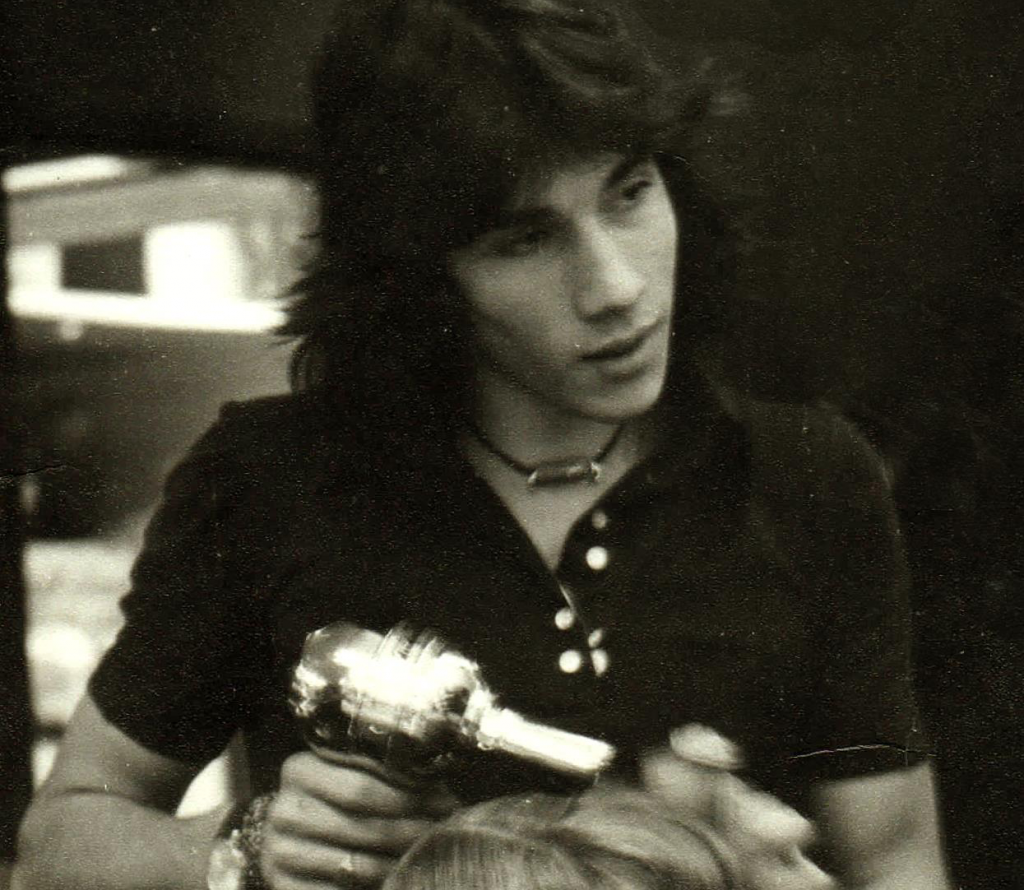 About Us - OZZIE RIZZO